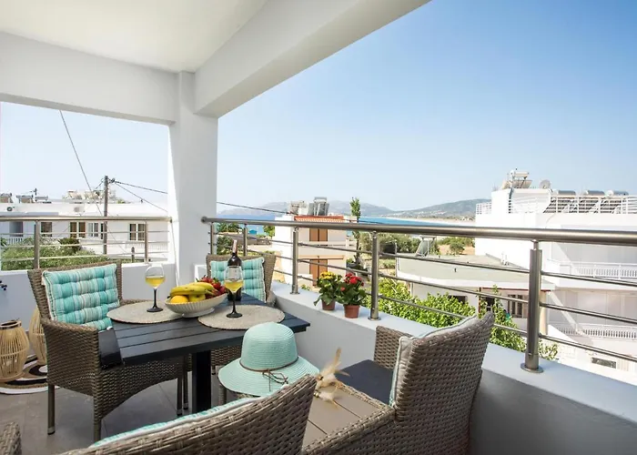 Blue Dream Luxury شاراكي